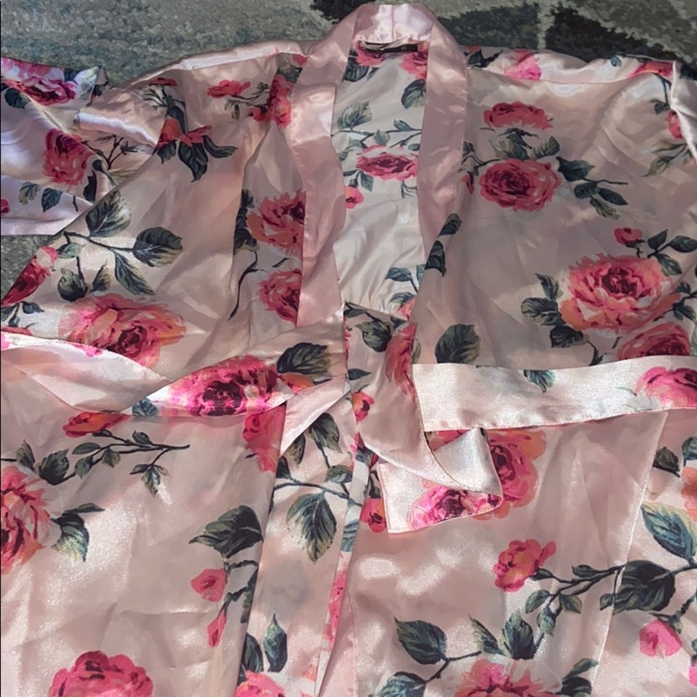Beautiful light pink floral robe